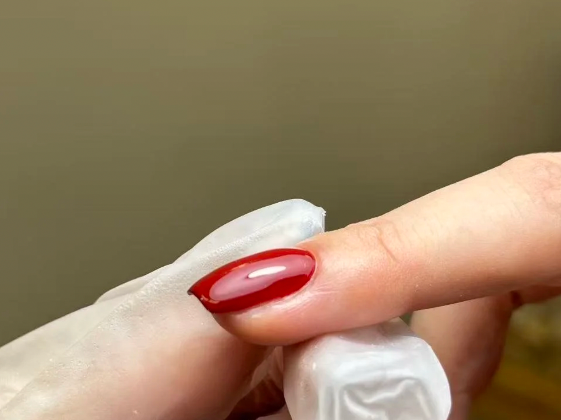 The Complete Guide for Nail Technicians: How to Explain Japanese Gel to Clients with Confidence