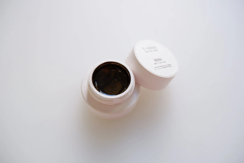 Kira by Huang Magnet Gel - CS68 Brown