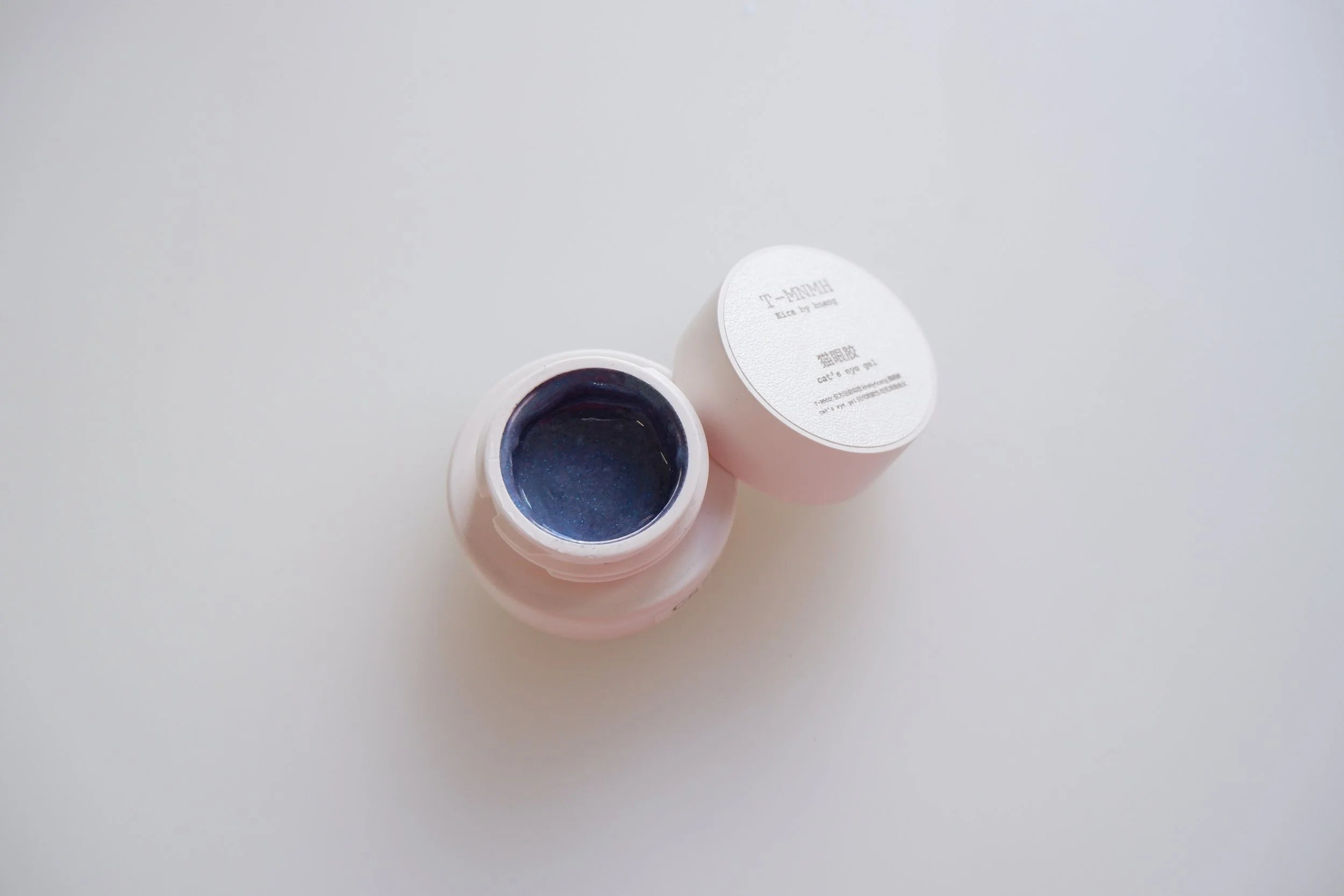 Kira by Huang Magnet Gel - CS78 Purple/Blue