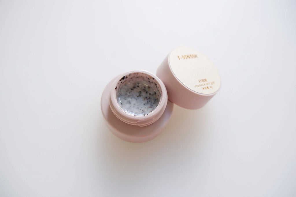 Kira by Huang Mineral Texture Art Gel - Sand