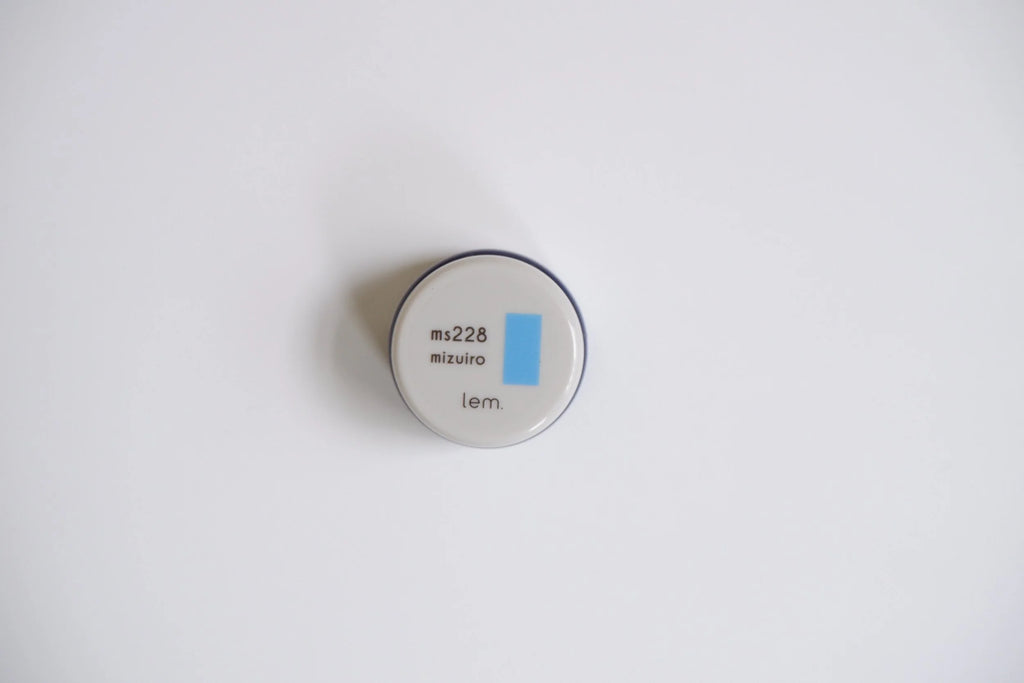 lem. Japanese matte-sheer color gel in ms228, a vibrant light blue shade for gradients, paint-style nail art, and custom color mixing