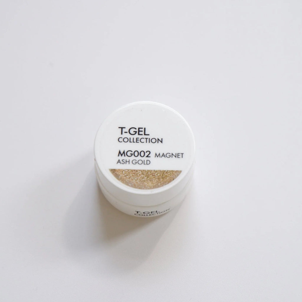 T-GEL Cat Eye Gel MG002 Magnet ash gold, a Japanese magnet gel with peach-gold magnetic particles